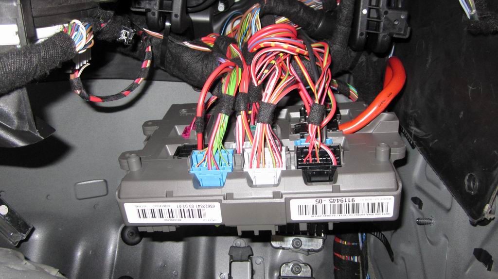 rear PDC retrofit install question e88 fuse box 